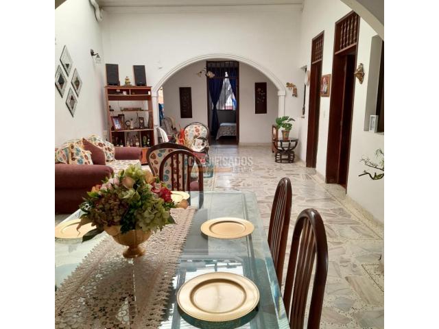 Casas, Venta en Bretaña