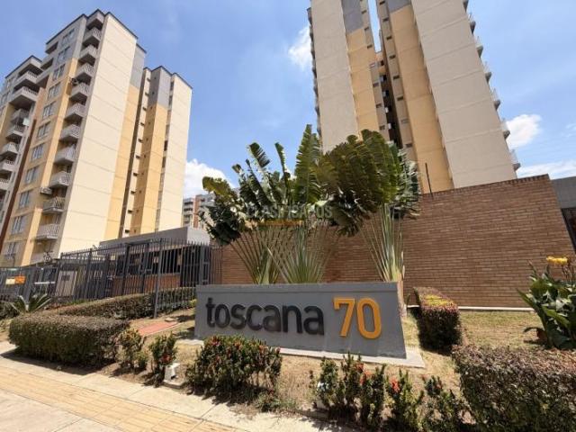 Apartamentos, Venta en Brisas de los Álamos