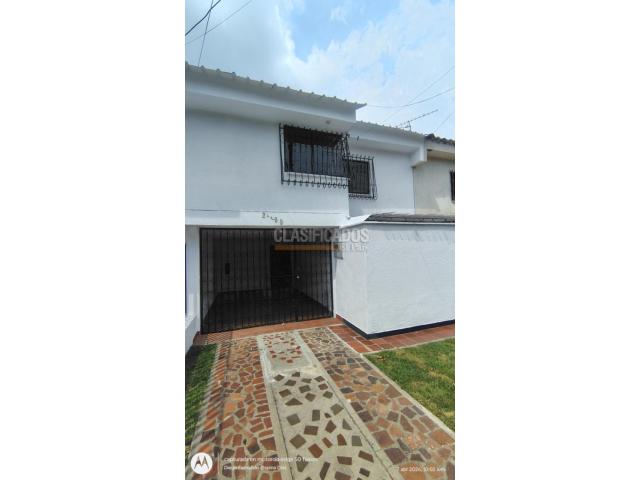 Casas, Venta en Prados del Norte