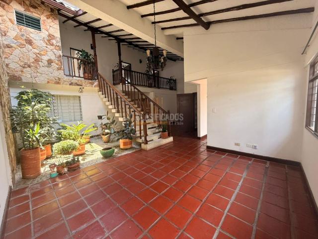 Casas, Alquiler en Mayapán