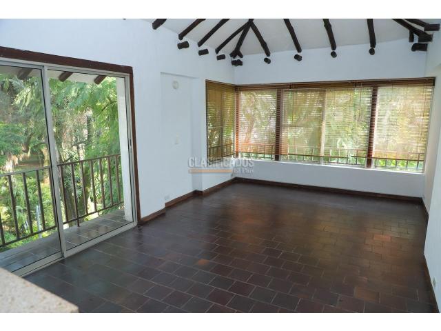 Apartamentos, Venta en Valle del Lili