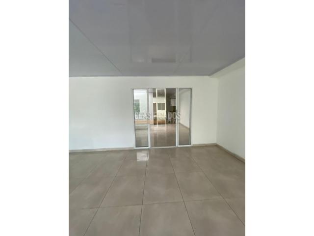 Apartamentos, Alquiler en Santa Elena