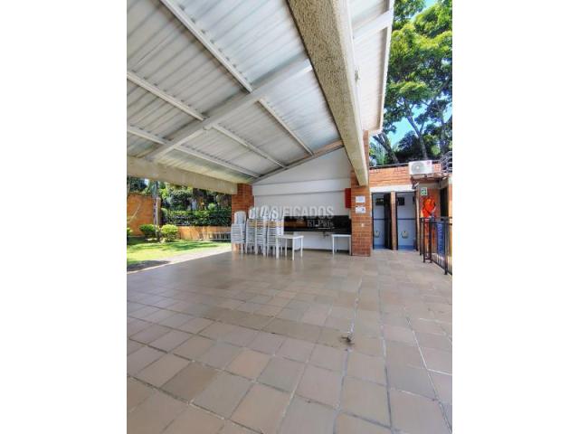 Casas, Venta en Valle del Lili