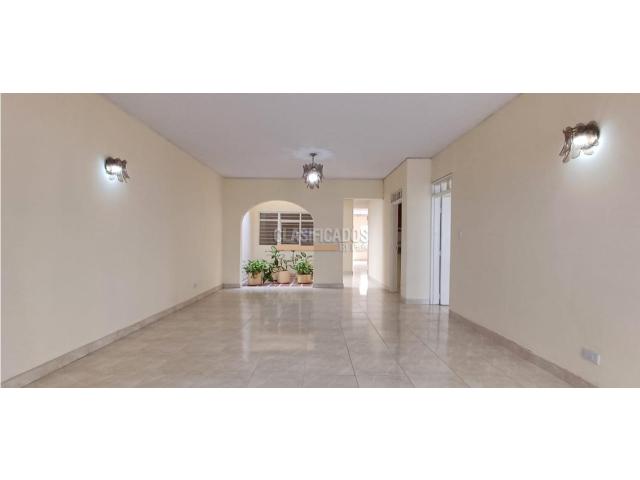 Casas, Venta en El Limonar