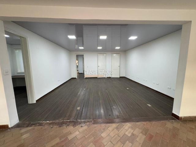 Oficinas y Consultorios, Alquiler en Versalles