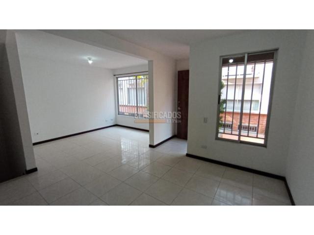 Casas, Alquiler en Valle del Lili