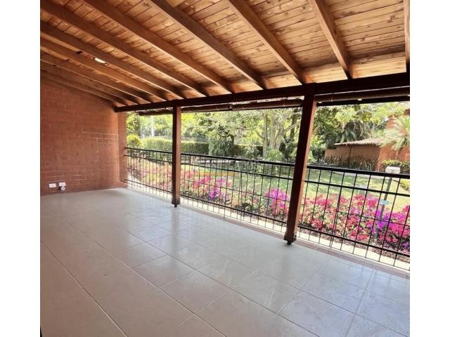 Casas, Venta en Ciudad Jardín