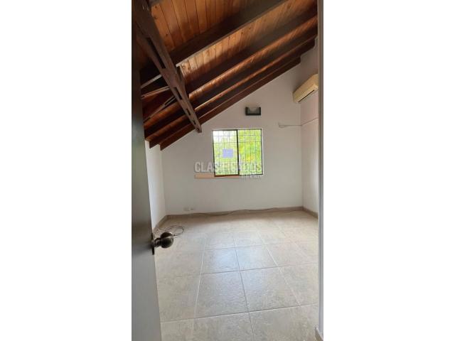 Casas, Venta en Ciudad Jardín