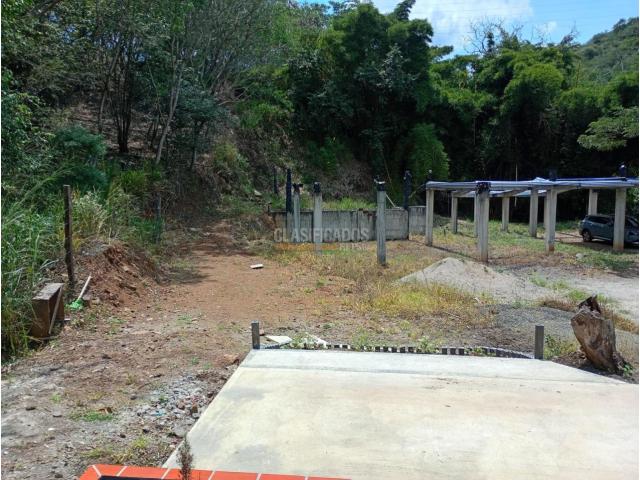 Casas, Venta en Yumbo