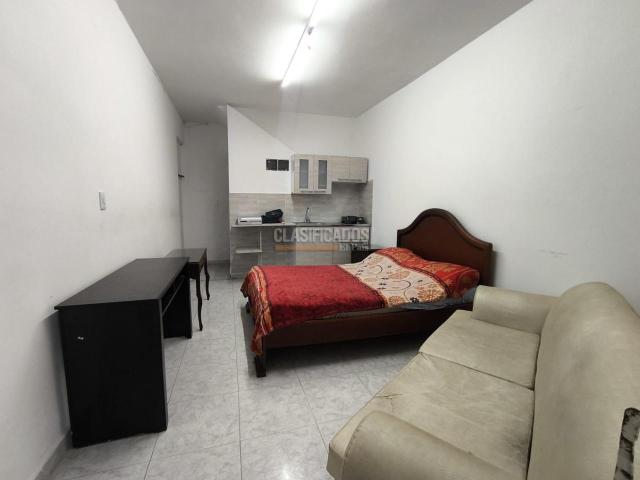 Apartaestudios, Alquiler en Champagñat