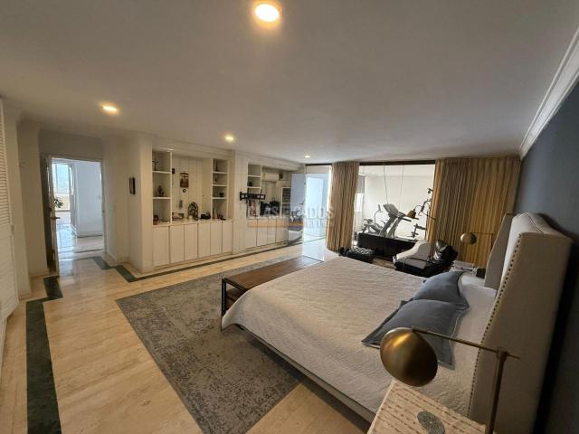 Apartamentos, Venta en Altos Menga