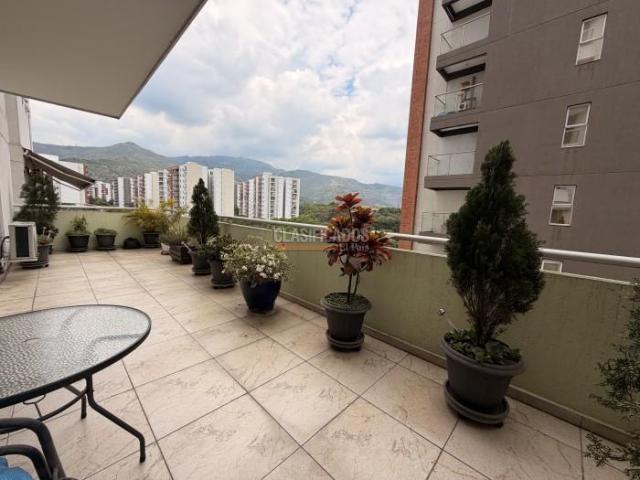 Apartamentos, Venta en La Flora