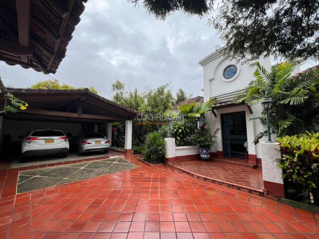 Casas, Alquiler en Ciudad Jardín