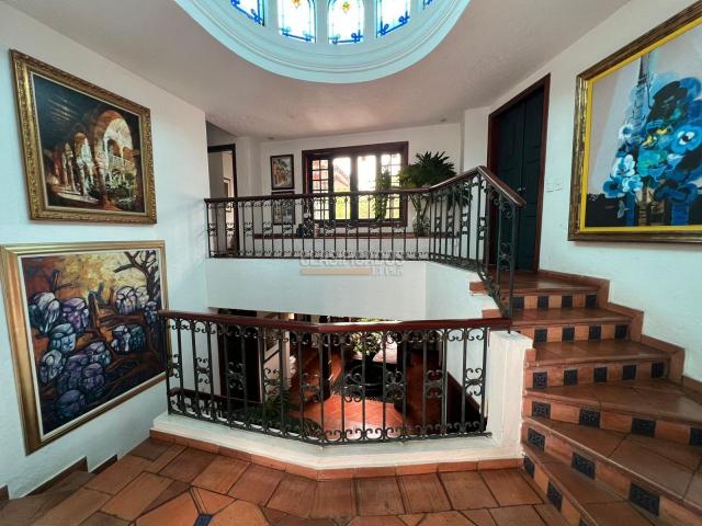 Casas, Alquiler en Ciudad Jardín