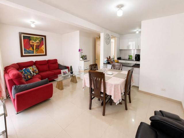 Apartamentos, Venta en Valle del Lili