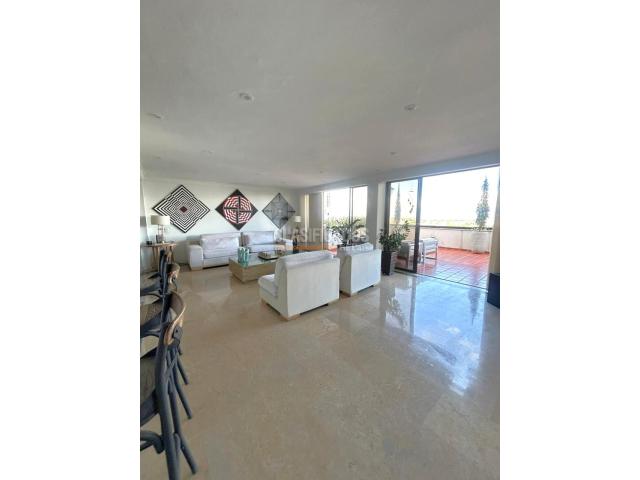 Apartamentos, Venta en Altos Menga