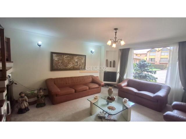 Casas, Alquiler en Chía