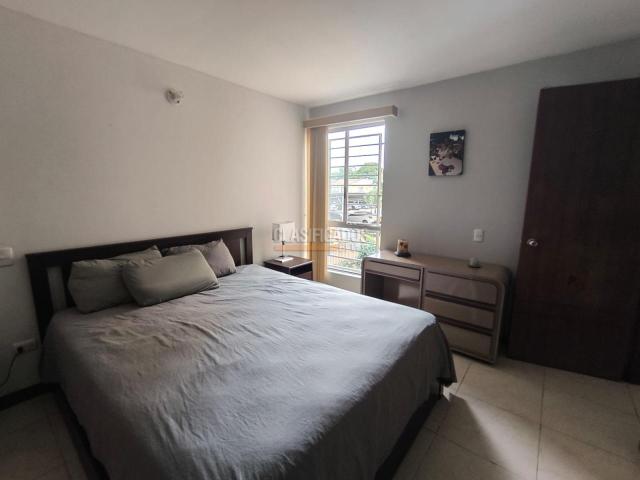 Apartamentos, Venta en Valle del Lili