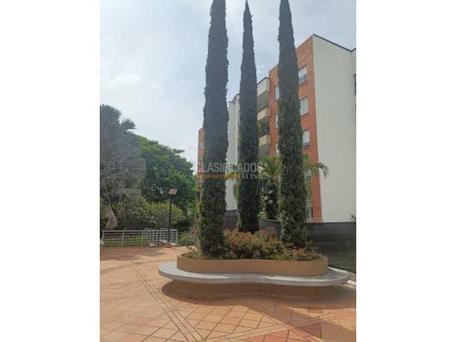 Apartamentos, Venta en Ciudad Jardín