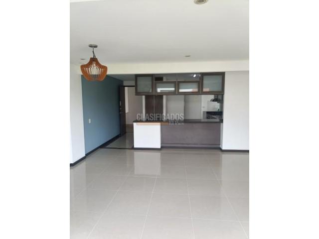 Apartamentos, Venta en Ciudad Jardín