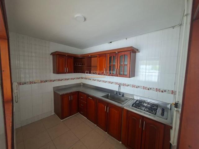 Apartamentos, Alquiler en La Flora