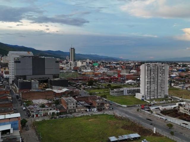 Apartamentos, Alquiler en Centro Ccial Ciudad de Cali