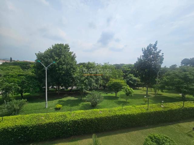 Apartamentos, Venta en Ciudad Jardín