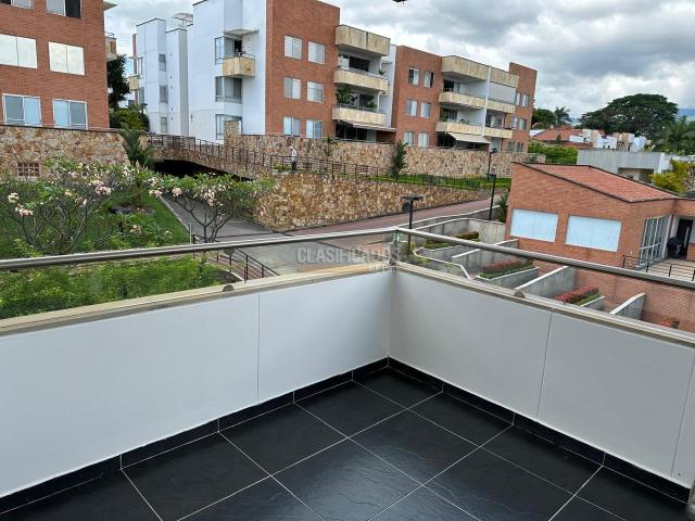 Apartamentos, Venta en Ciudad Jardín