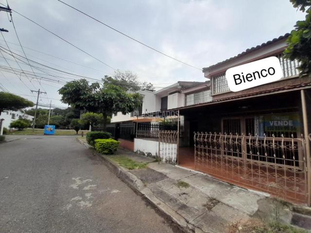 Casas, Venta en Camino Real