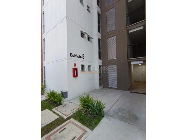 Apartamentos, Alquiler en Ciudad Pacifica