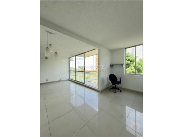 Apartamentos, Venta en Valle del Lili