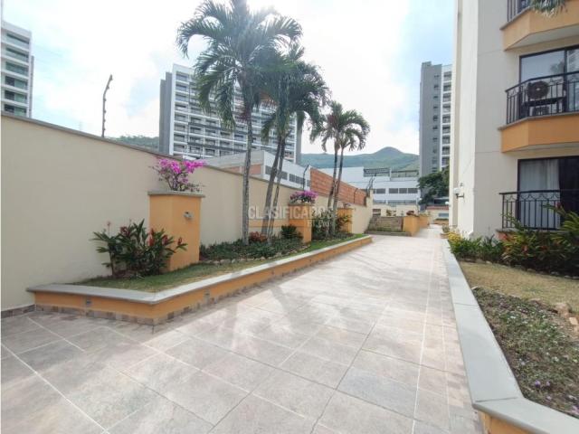 Apartamentos, Alquiler en Santa Mónica Residencial