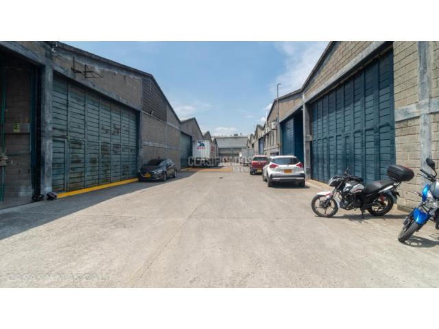 Locales y Bodegas, Venta en Yumbo