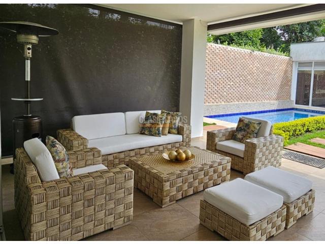 Casas, Venta en Ciudad Jardín
