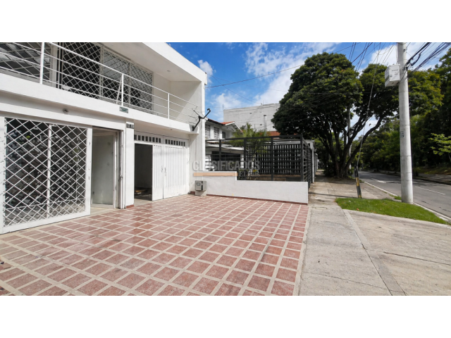 Casas, Alquiler en Pampalinda