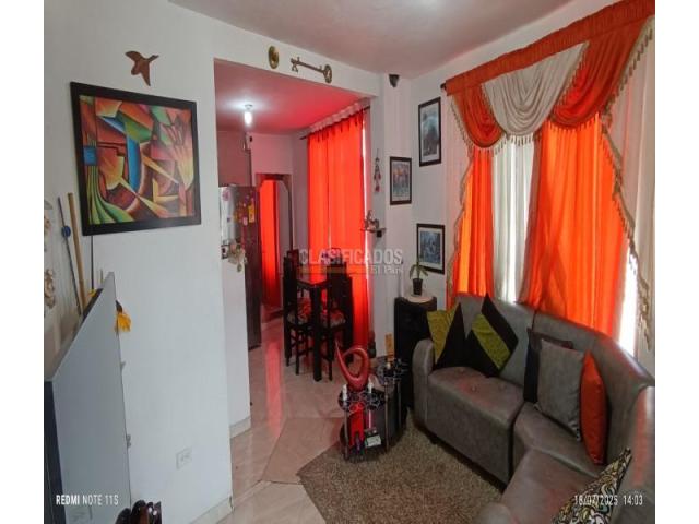 Casas, Venta en Valle Grande