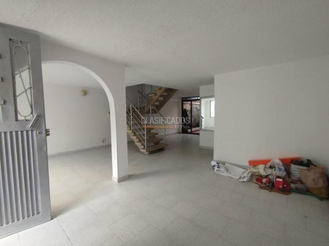 Casas, Alquiler en Ciudad Los Álamos