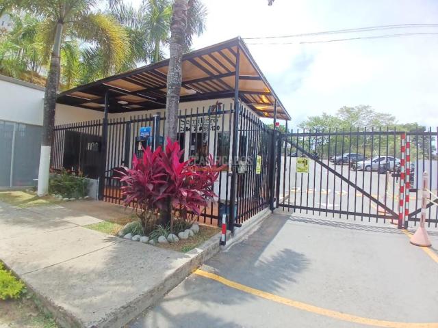 Apartamentos, Venta en Meléndez