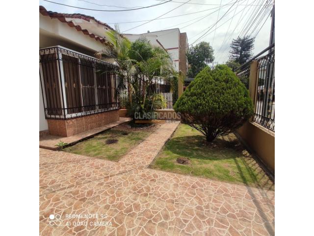 Casas, Venta en Las Quintas de Don Simón