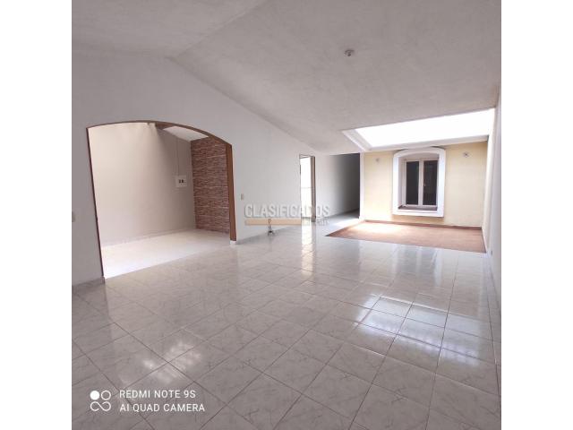 Casas, Venta en Las Quintas de Don Simón