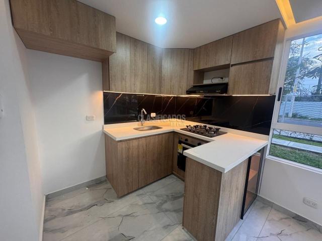 Apartamentos, Alquiler en Ciudad Pacifica