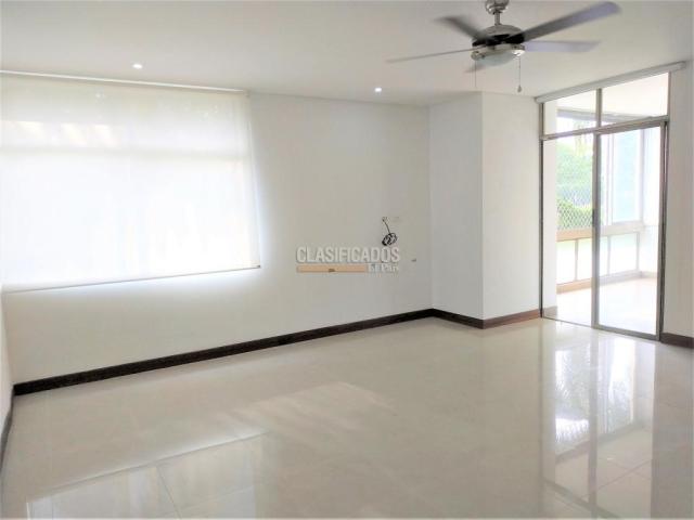 Apartamentos, Venta en Pance