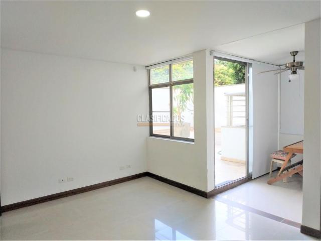 Apartamentos, Venta en Pance