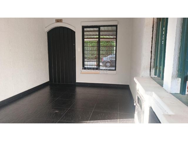 Casas, Alquiler en Los Guaduales