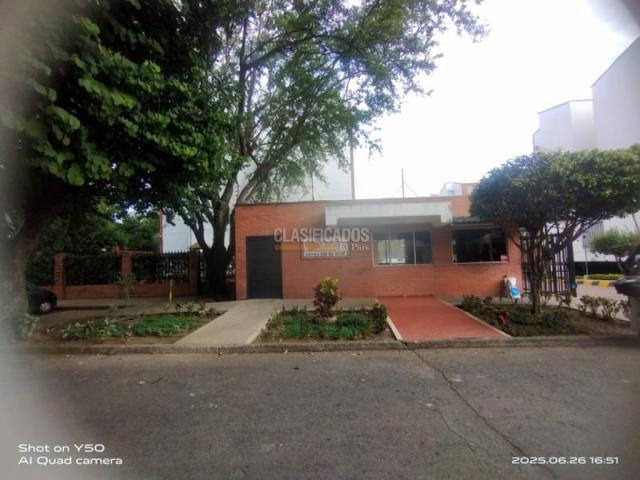 Apartamentos, Alquiler en Caney