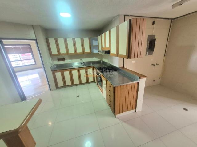 Apartamentos, Alquiler en Santa Mónica Residencial