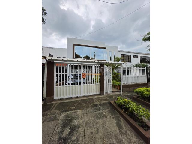 Casas, Venta en La Hacienda