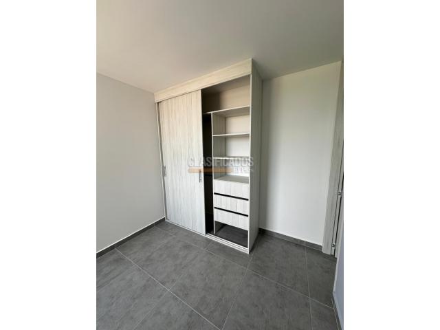 Apartamentos, Alquiler en Chía