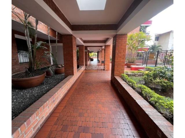 Apartamentos, Venta en Prados del Norte