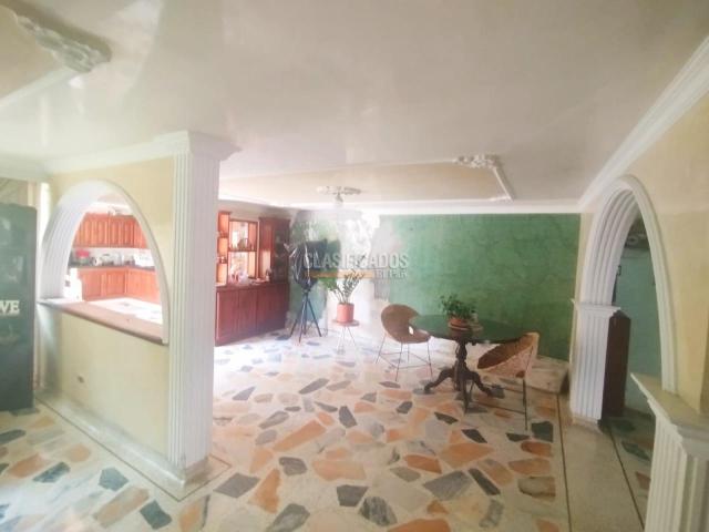 Casas, Venta en Santa Anita